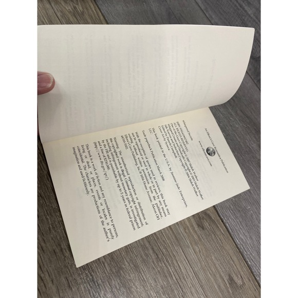 Whispered Secrets Shiloh Walker Ellora's Cave Romantica Erotic Romance Paperback - Picture 5 of 7